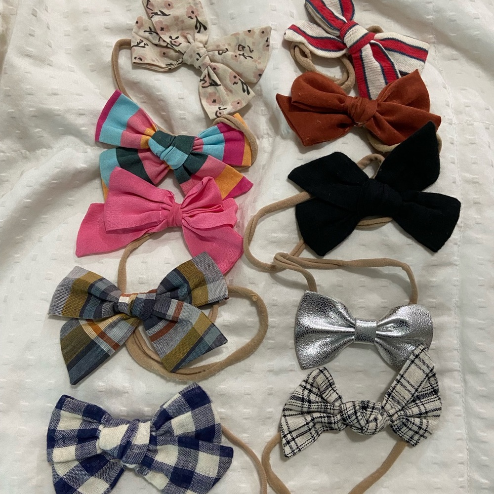 Little poppy bows